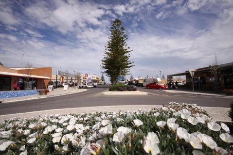 Ceduna Foreshore Caravan Park - Holiday Cairns 1