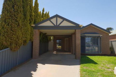 SAN Mateo - Holiday Cairns 0