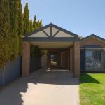 SAN Mateo - Holiday Cairns 1