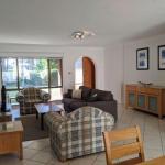 DAVIES STREET 3 / 14 MOLLYMOOK - Holiday Cairns 0