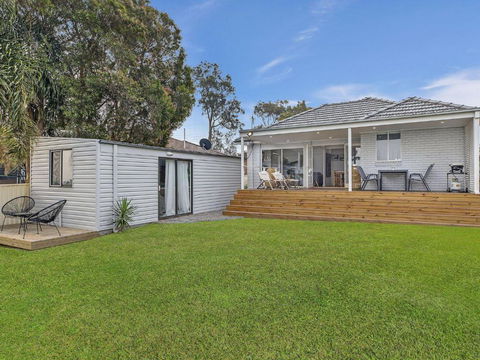 Toukley Waterfront Oasis - Holiday Cairns 2