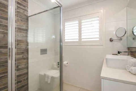 ? Hidden Backyard Oasis Close To Miami Beach - Holiday Cairns 5