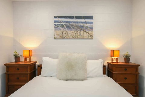 ? Hidden Backyard Oasis Close To Miami Beach - Holiday Cairns 1