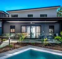 Tropicana Resort Clifton Beach - Holiday Cairns