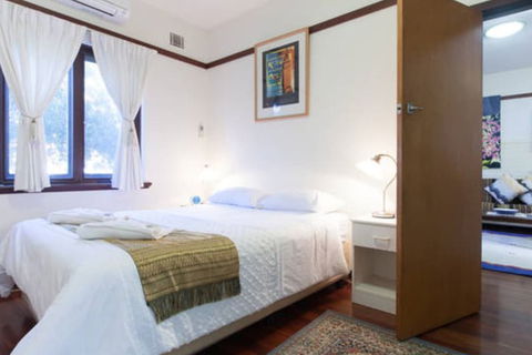 B4 Apartment Close To Perth UWA - Holiday Cairns 7