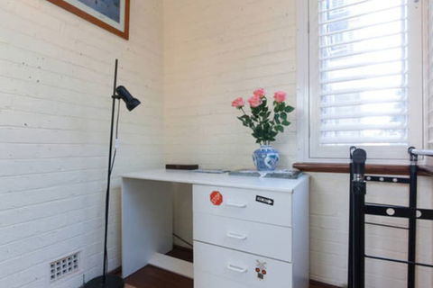 B4 Apartment Close To Perth UWA - Holiday Cairns 6
