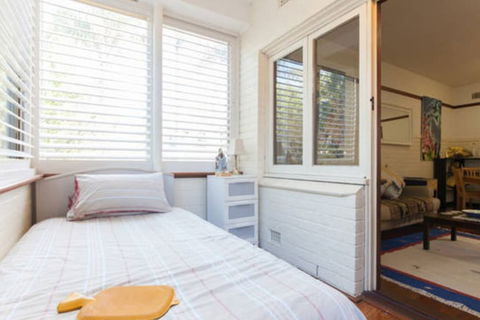 B4 Apartment Close To Perth UWA - Holiday Cairns 3