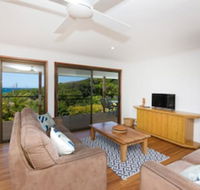 The Beach House at One Mile 6 Burrawong - Holiday Cairns