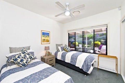 Wanda Point House - Holiday Cairns 3