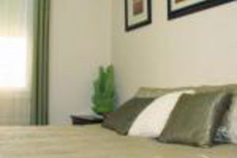 Explorers Holiday House - Holiday Cairns 0
