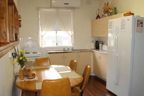 Explorers Holiday House - Holiday Cairns 3