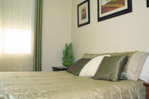 Explorers Holiday House - Holiday Cairns 7