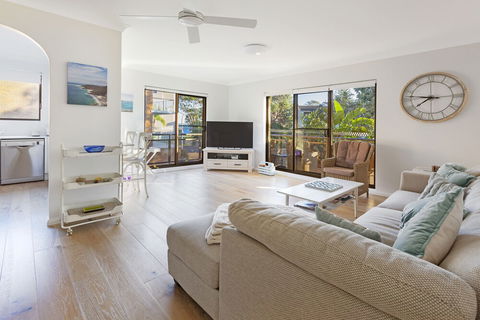 Victory Court Unit 1 / 3 7 Columbia Close - Holiday Cairns 4