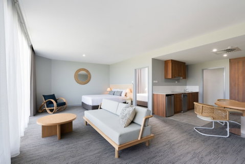 Abode Hotel Malua Bay - Holiday Cairns 6