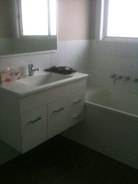 Denman Serviced Apartments - Holiday Cairns 2