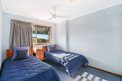 Vaai Moana - 5/10 Oriole Avenue - Holiday Cairns 1