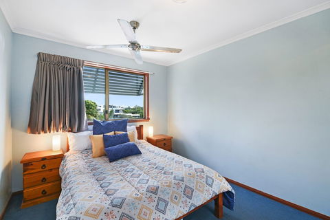 Vaai Moana - 5/10 Oriole Avenue - Holiday Cairns 0