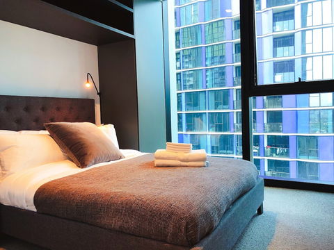 CBD Amazing View 2 Bedrooms Apartments - Holiday Cairns 5
