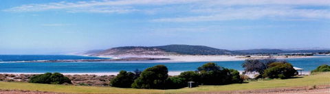 Kalbarri Riverfront Unit - Holiday Cairns 1