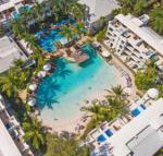 Couples private spa beach getaway - Holiday Cairns