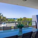 LORNE CHALET APARTMENT 10 Ask About Midweek Deals - Holiday Cairns 0