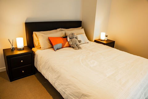 Fabulous Apartment In Heart Of Brisbane - Holiday Cairns 3