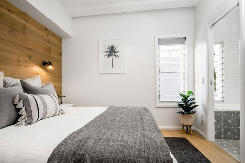 A PERFECT STAY Luxe & Bloom - Holiday Cairns 0