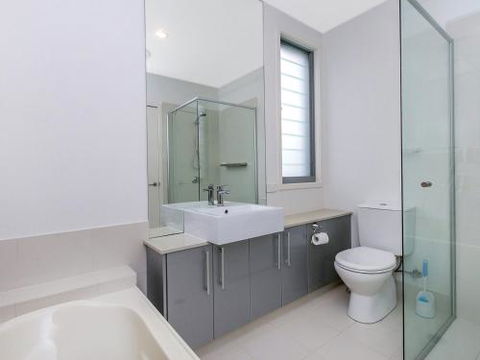 SEA RENITY On KAMALA - Holiday Cairns 2