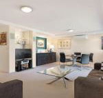 Garden Apartment at Forster Tower - Holiday Cairns