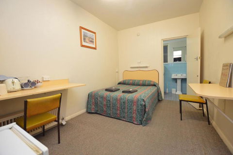 Billabong Motel - Holiday Cairns 5