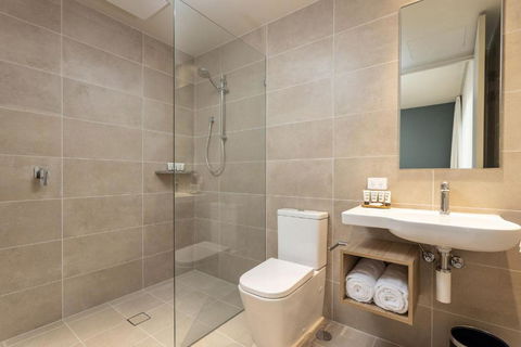 Club Old Bar Motel - Holiday Cairns 6