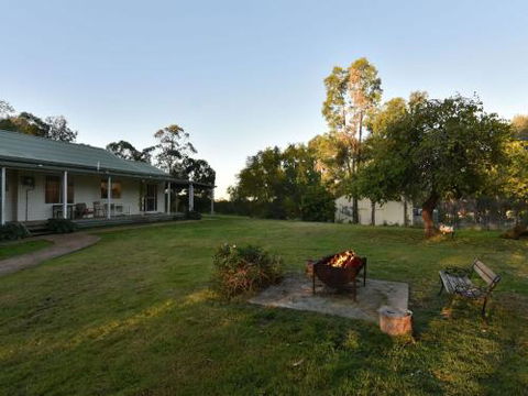 Tabitha Hill Homestead - Holiday Cairns 1