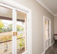 Heritage Bowen Terrace 3 Bed 2 Bath Walk to CBD - Holiday Cairns