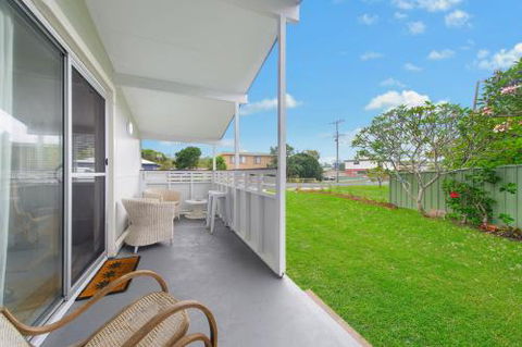 Frangipani Cottage - Holiday Cairns 1