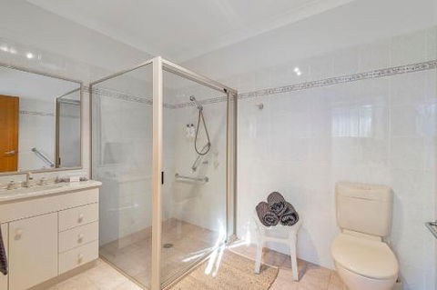 Seascape At 19 Pindari Privacy Space Views - Holiday Cairns 6
