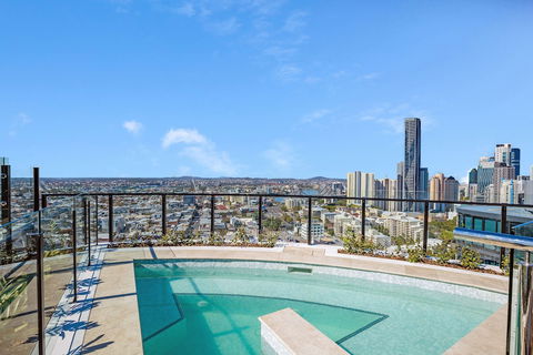 FV Dream 2 BED Apt+ Pool+ Free Parking Qfv211-16 - Holiday Cairns 2