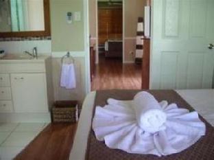 Toolooa Gardens Motel & Apartments - Holiday Cairns 2