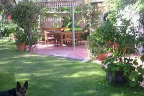 Castagni Bed & Breakfast - Holiday Cairns 3