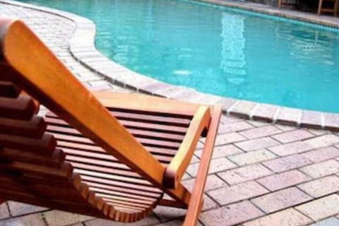 Eltham Motor Inn - Holiday Cairns 7