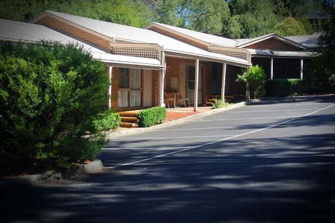Eltham Motor Inn - Holiday Cairns 2