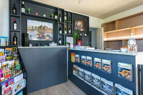 Hunter Valley Motel - Holiday Cairns 4