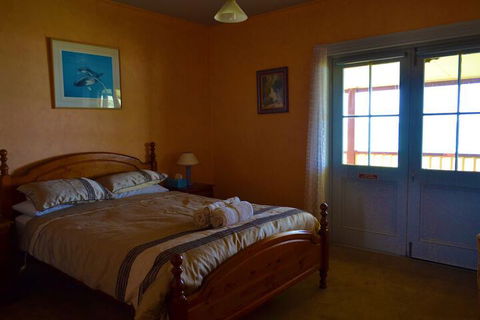 Cape Bridgewater Sea View Lodge - Holiday Cairns 3