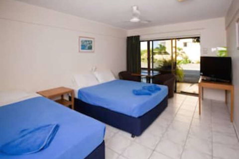 Sundale Motel - Holiday Cairns 4