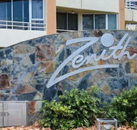 Zenith Ocean Front Apartments - Holiday Cairns