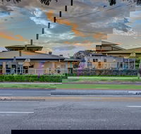 International Hotel Wagga Wagga - Holiday Cairns