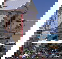 Anchorage Seafront Hotel - Holiday Cairns