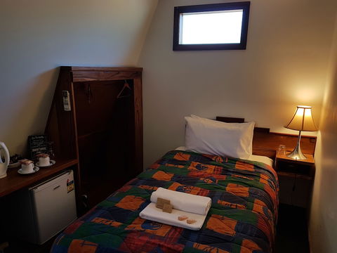 Admiral Stirling Inn - Holiday Cairns 4