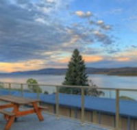 Lake Jindabyne Hotel - Holiday Cairns