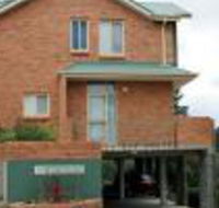 Twin Seasons 5 Deluxe Holiday Apartment - Holiday Cairns
