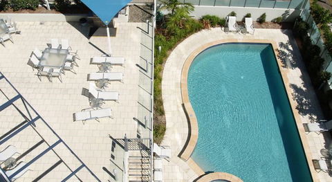 Sevan Apartments - Holiday Cairns 2